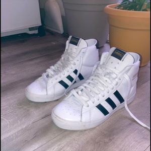 Adidas Hightops size 9 womens